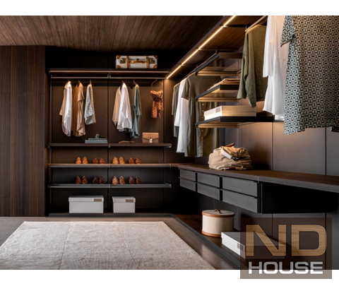 Гардеробная комната Wood and Style. <br/>От 6400 руб/кв.м.